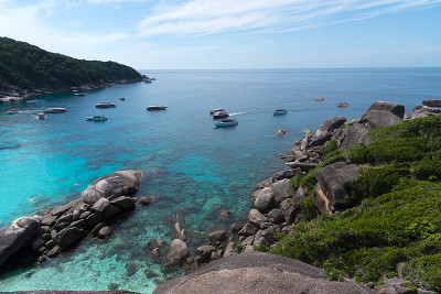 美兰岛和普吉岛的风景，泰国的热带岛屿。非常美丽和天堂般的海滩和大海。