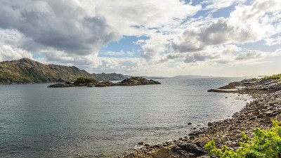 希尔湖岸边，英国苏格兰高地洛恰伯的国家风景区