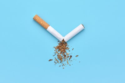 一种碎烟与散烟的戒烟理念。