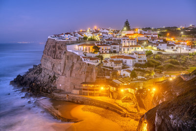 葡萄牙大西洋海岸的Azenhas do Mar