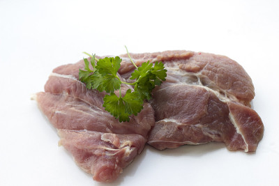 生肉牛肉