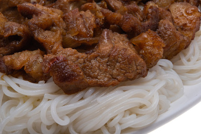 米粉与肉隔离