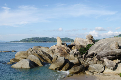祖父和祖母岩石，拉迈海滩，苏梅岛，泰国。