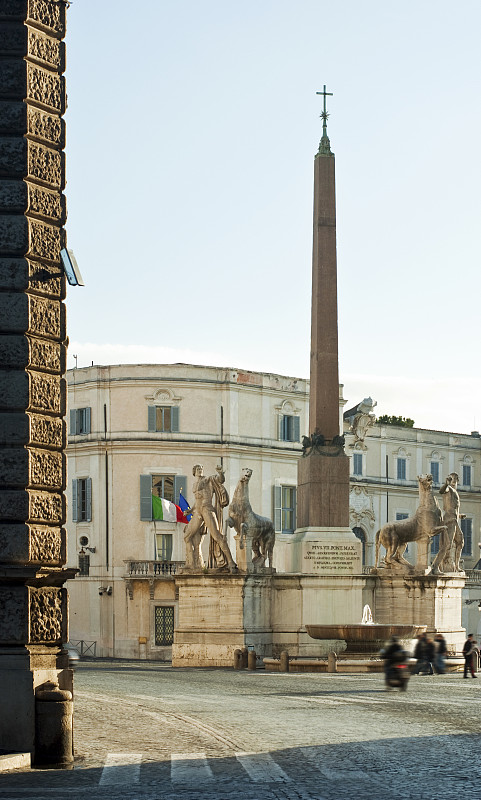 关于意大利:建筑罗马，双子星座方尖碑，Quirinale / Beauty