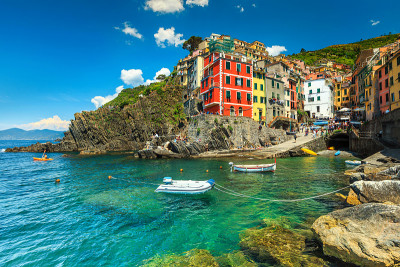 美丽梦幻的Riomaggiore村，Cinque Terre，利古里亚，意大利，欧洲