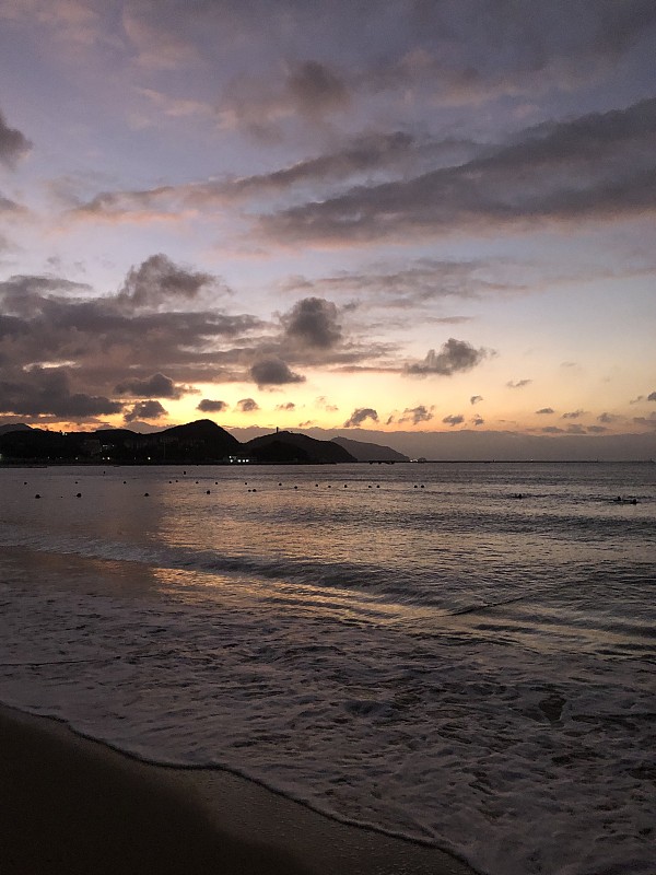 大东海海滩上的日出(中国海南)
