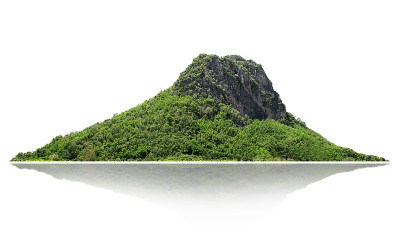 全景岛，小山，山孤立在一个白色的背景。