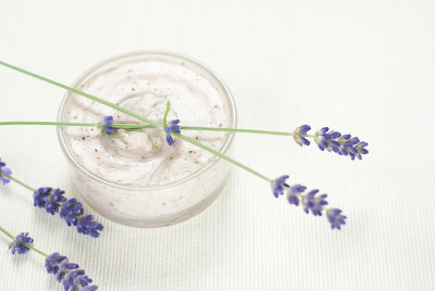 奶油,薰衣草花