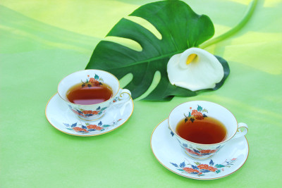马蹄莲，怪兽和茶