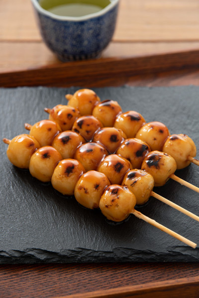 日本料理，咸甜汤圆“Mitarashi Dango”
