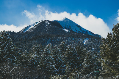基督山的雪血