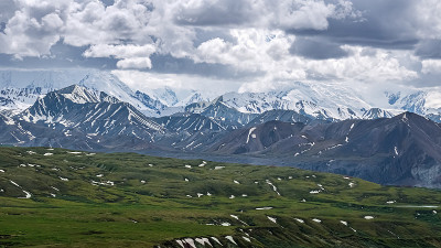 德纳里峰