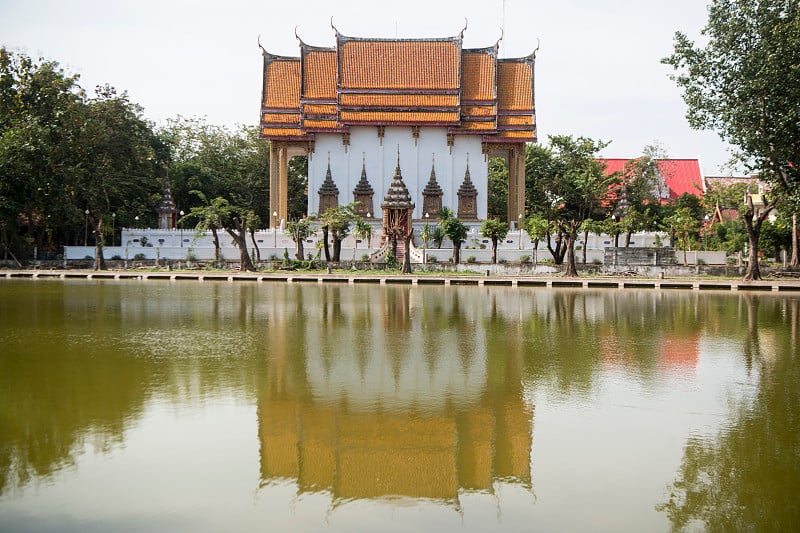 泰国伊桑苏林寺