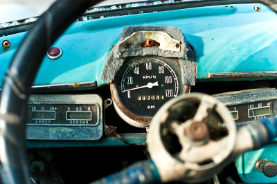 老旧汽车