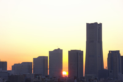 港人未来的建筑和日出