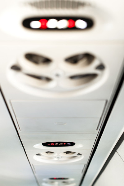 飞机上的空中控制台