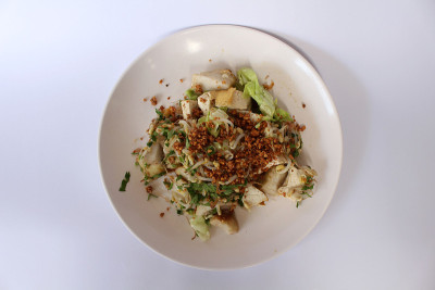 印尼的kupat tahu，意思是糯米豆腐