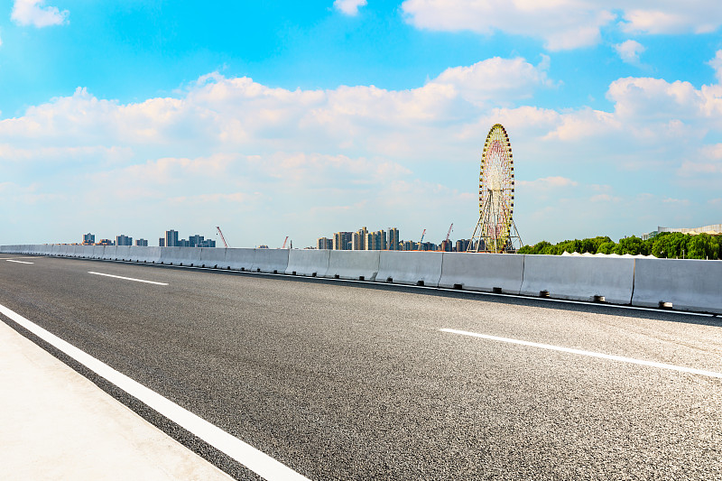 苏州柏油路摩天轮建筑景观