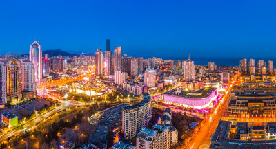 航拍青岛城市建筑天际线夜景