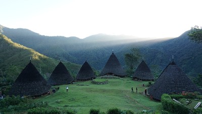 印度尼西亚东努萨登加拉的传统村庄Wae Rebo