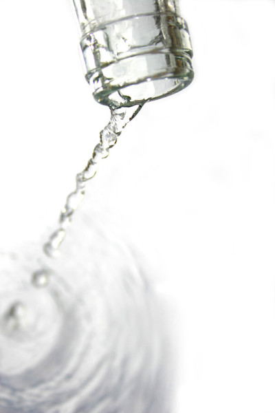水倒