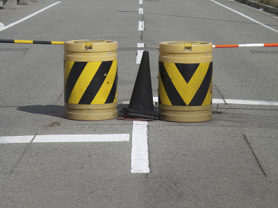 道路障碍物禁止进入