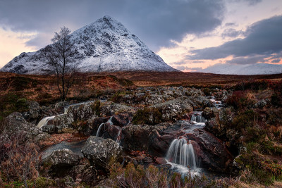来自格伦科河，西高地的Buachaille Etive Mor
