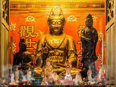 观音女神金像