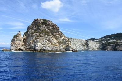蓬扎岛