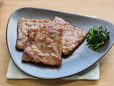 皇家韩式烤肉、Nebiani、韩式牛排