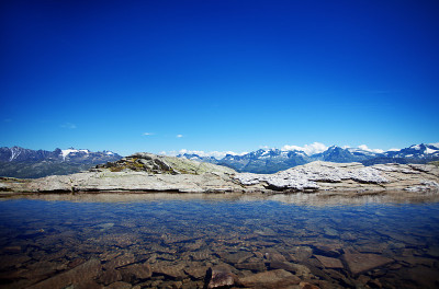 瑞士山湖