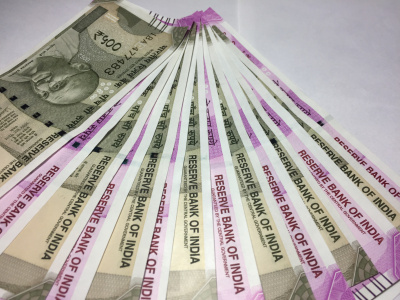 500和2000印度货币