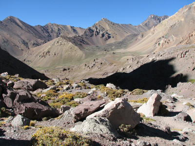 安第斯山脉美丽的山景