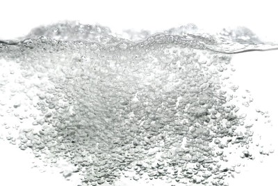 水花气泡显示运动的白色背景