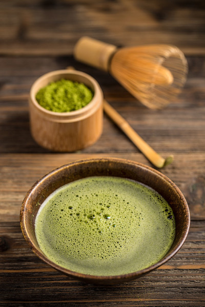碗里的抹茶