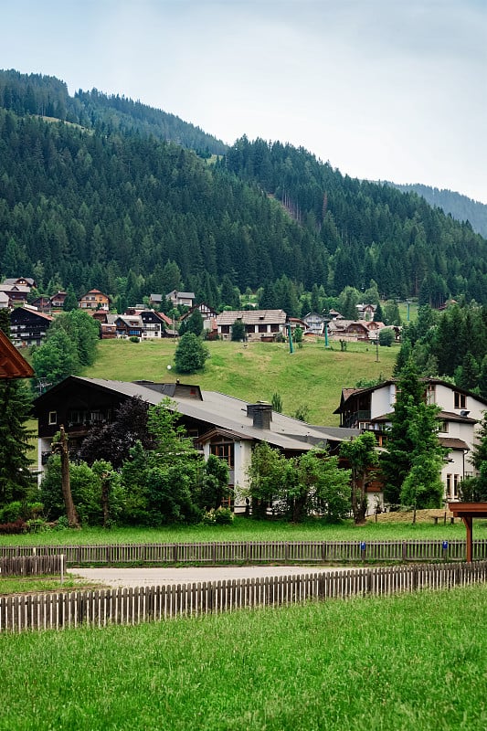 奥地利Bad Kleinkirchheim的乡村全景