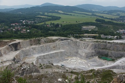 欧洲捷克共和国Štramberk的石灰岩采石场