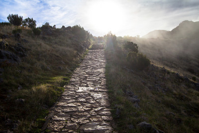 去马德拉的Pico do Arieiro的路