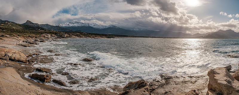 科西嘉的卡尔维湾全景