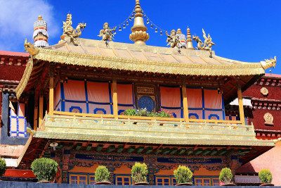 镀金屋顶。大昭寺temple-Lhasa-。1413