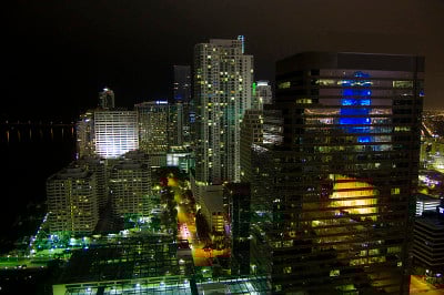 地平线上Brickell温泉