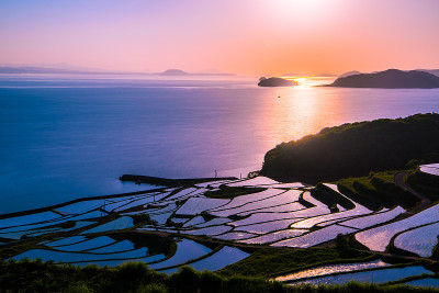 田田Doya，日本九州稻田上的日落