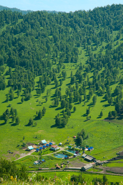 山村