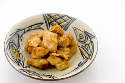 猪肉小吃，猪肉皮，猪肉刮或猪肉脆皮