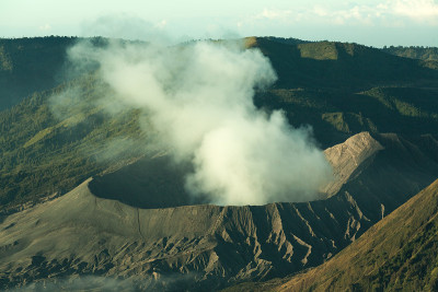 腾格里塞缪国家公园的布罗莫山。