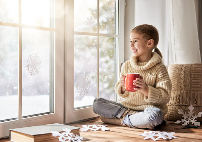 孩子做纸雪花