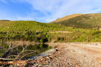 美丽的哈威湖风景。