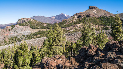 地平线上的泰德火山