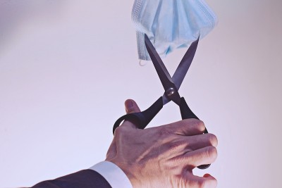 理论假新闻