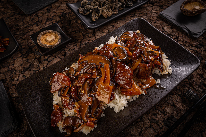 牛肉炒杂烩